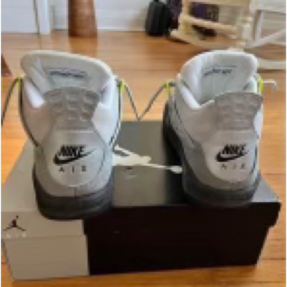 Jordan 4 Retro SE 95 Neon - Picture 6 of 6